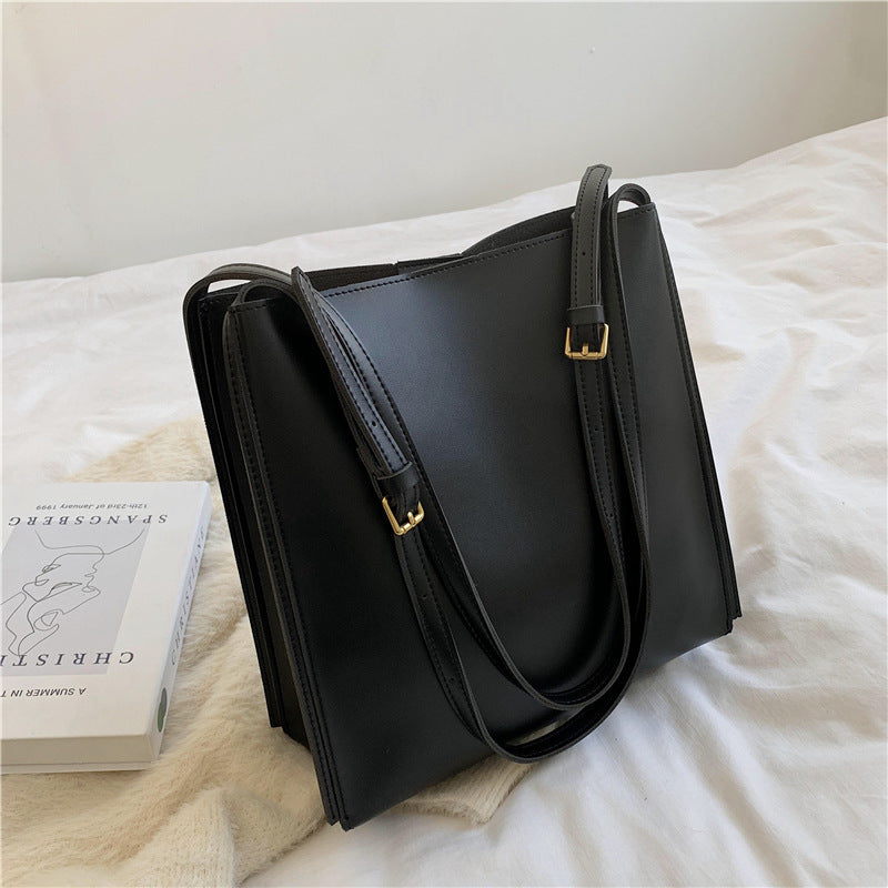 ML Shoulder Bag Jessica